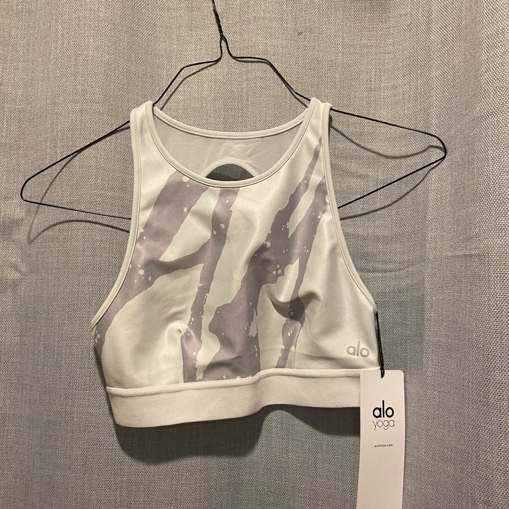 alo yoga fitness bra